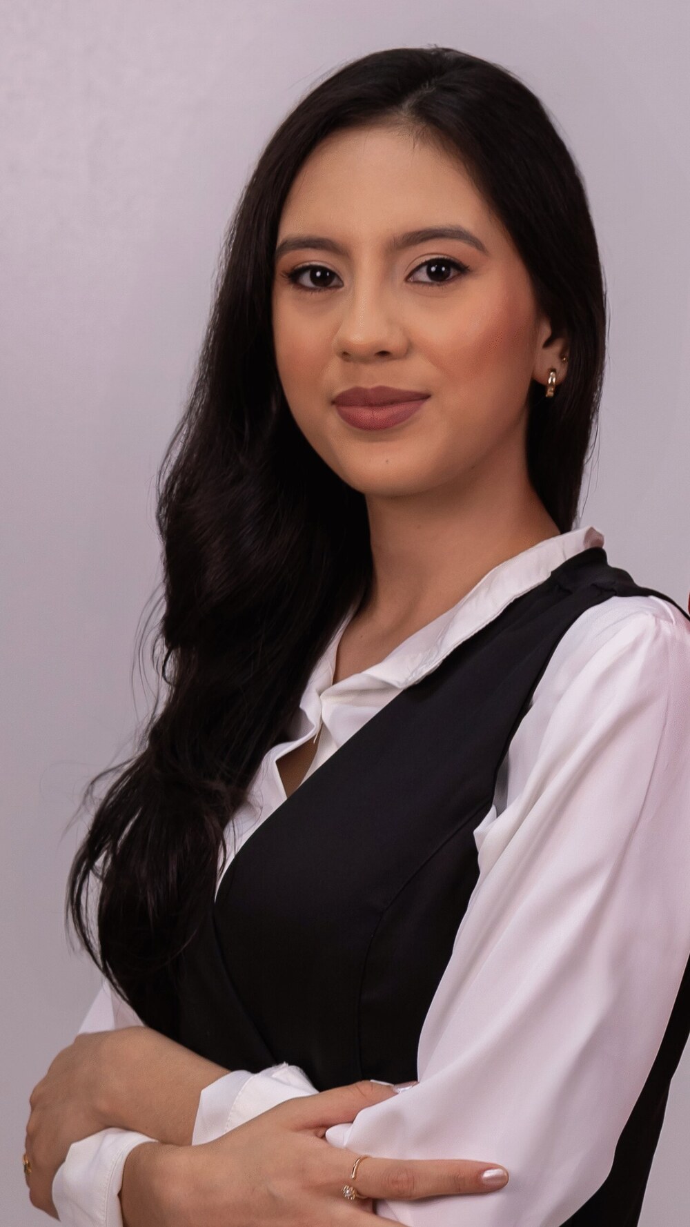 Esthefany — Analista de Crédito